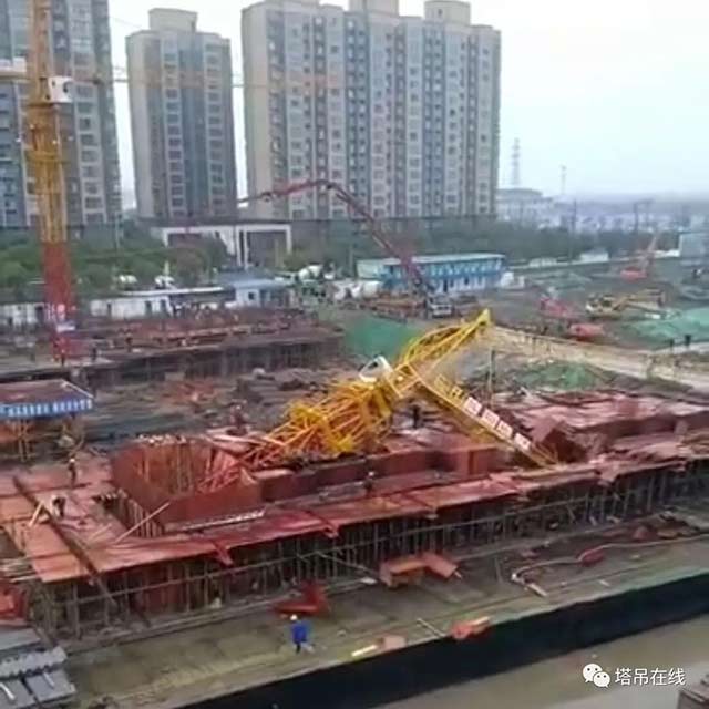 江蘇無錫連發(fā)兩起塔吊傾覆倒塌事故！年終歲尾，塔吊管控要點(diǎn)請查收！