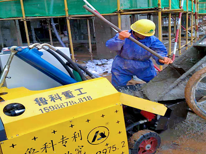 二次構(gòu)造柱泵澆筑機(jī)合作舜運(yùn)建設(shè)正欣和通信研發(fā)大廈項(xiàng)目 二次構(gòu)造柱泵澆筑機(jī)合作舜運(yùn)建設(shè)正欣和通信研發(fā)大廈項(xiàng)目